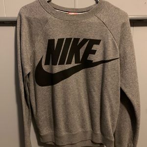 Nike crew neck